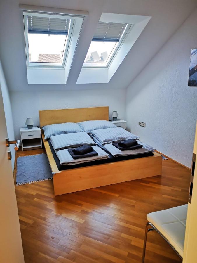 Ela'S Apartment Komenda المظهر الخارجي الصورة
