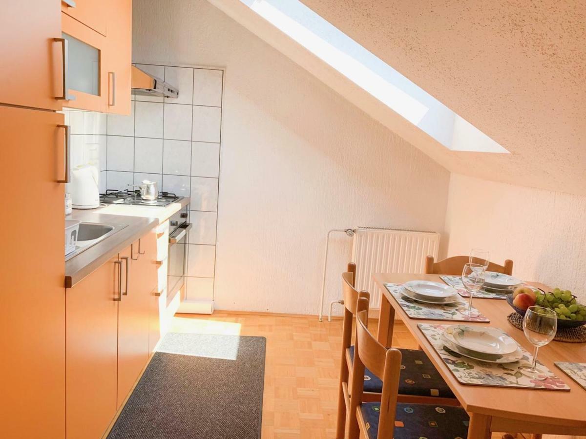 Ela'S Apartment Komenda المظهر الخارجي الصورة